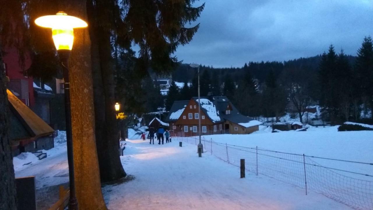 Harrachov Resident Apartments "Terrace & Chill" - High Speed Wifi, Smart Tv, Netflix, Disney Plus Exterior photo