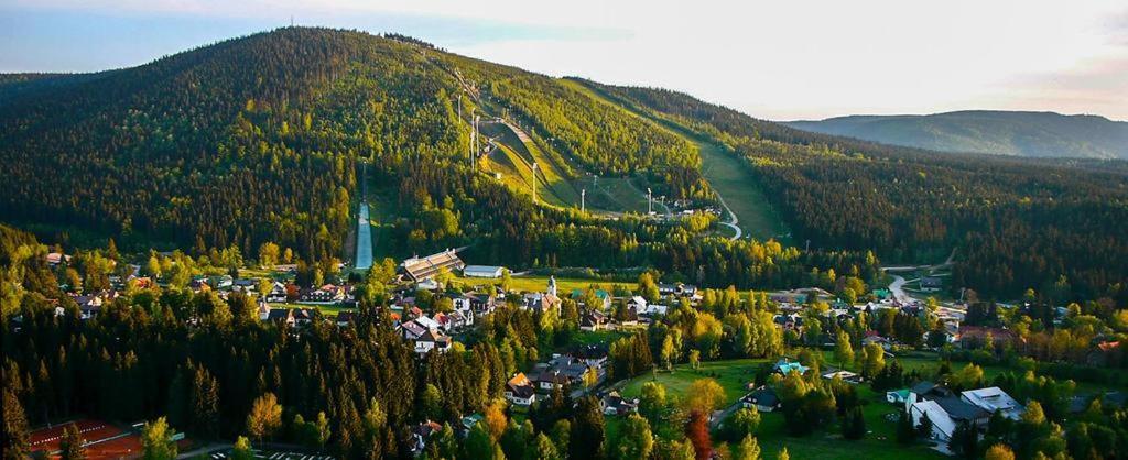 Harrachov Resident Apartments "Terrace & Chill" - High Speed Wifi, Smart Tv, Netflix, Disney Plus Exterior photo